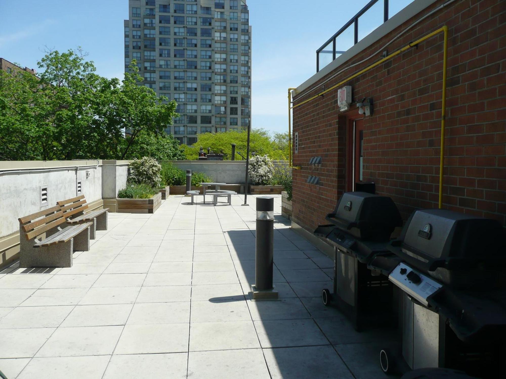 Neill Wycik Hotel Toronto Exterior photo